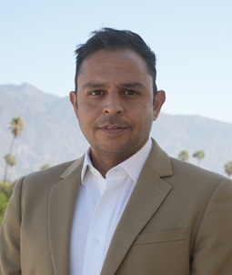 Ramin Keynejad Headshot